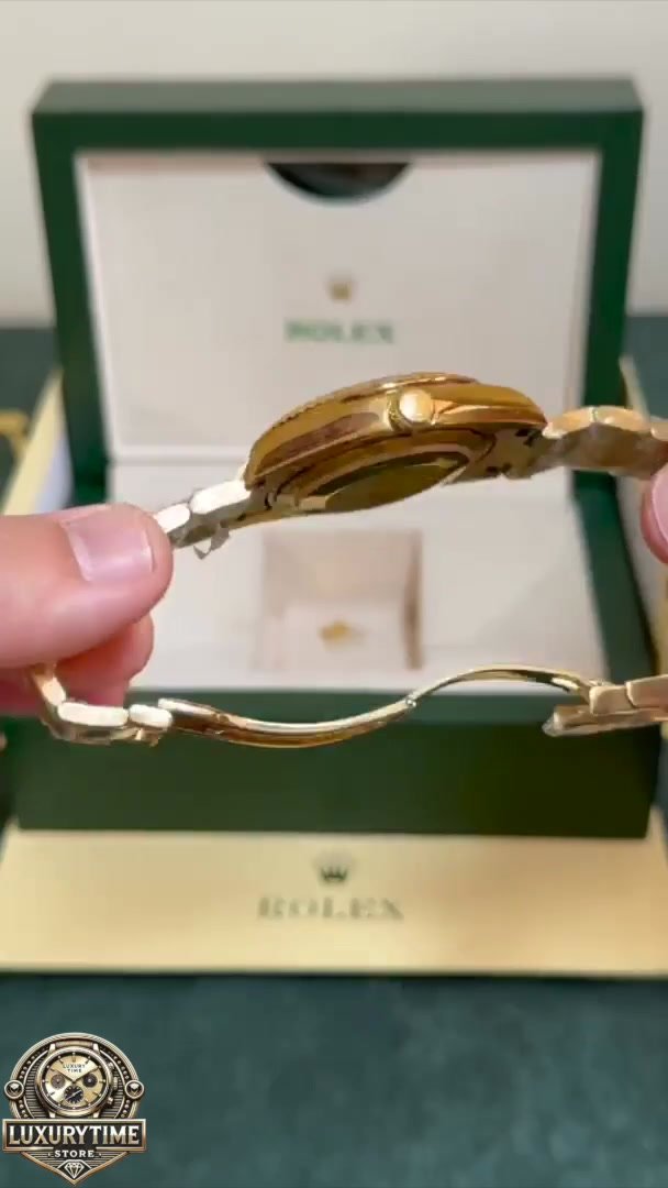 Super Clone Rolex Sky-Dweller Gold